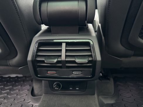 Used 2021 Audi Q3 2.0T Premium Plus w/ Premium Plus Package image 52