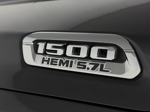 Used 2019 RAM 1500 Big Horn AWD/4WD image 34