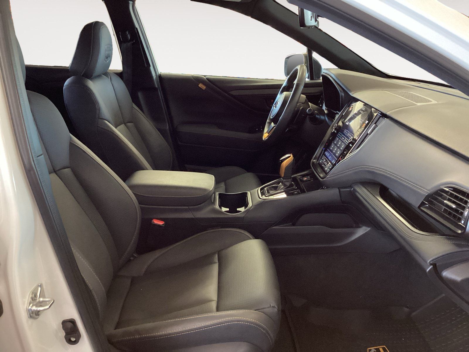 Used 2025 Subaru Outback Wilderness AWD/4WD image 15
