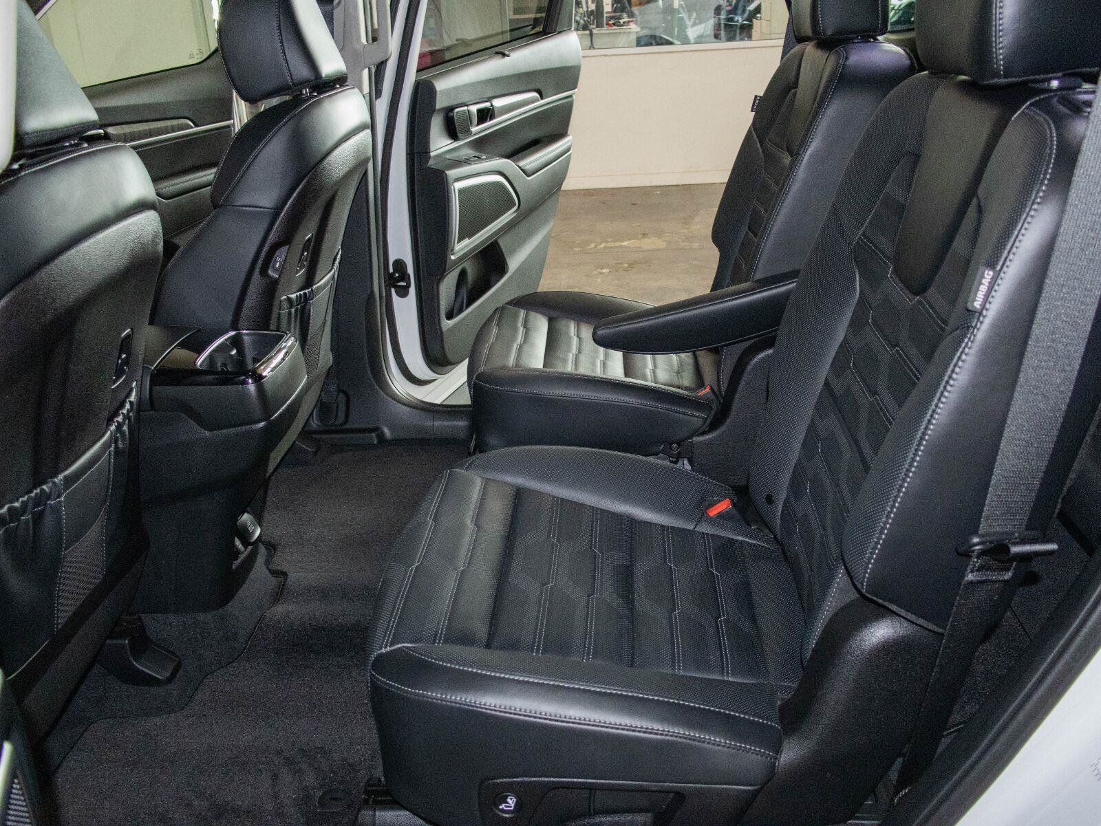 Used 2025 Kia Telluride SX Prestige X-Line AWD/4WD image 16