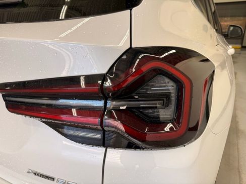 Used 2024 BMW X3 xDrive30i w/ Premium Package w/ZPA image 5