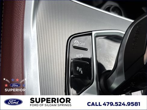 Used 2022 BMW X6 xDrive40i w/ M Sport Package AWD/4WD image 43