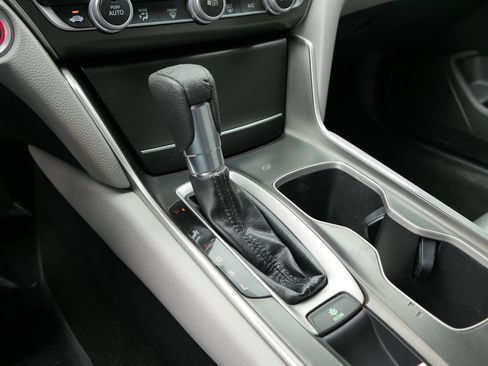 Used 2018 Honda Accord LX image 21