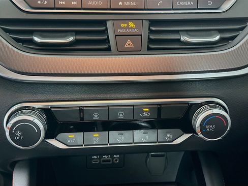 Used 2023 Nissan Altima 2.5 SR image 22