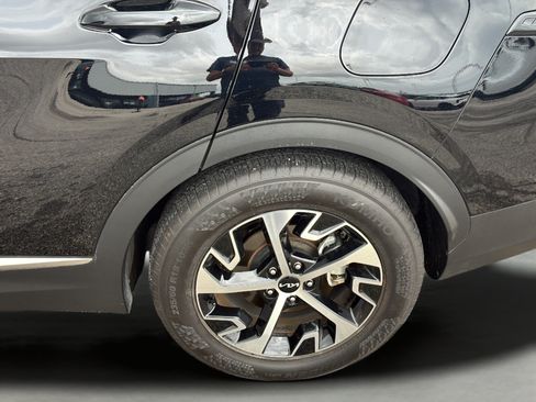 Used 2025 Kia Sportage EX FWD image 31