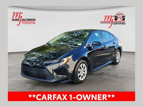 Used 2024 Toyota Corolla LE FWD image 1