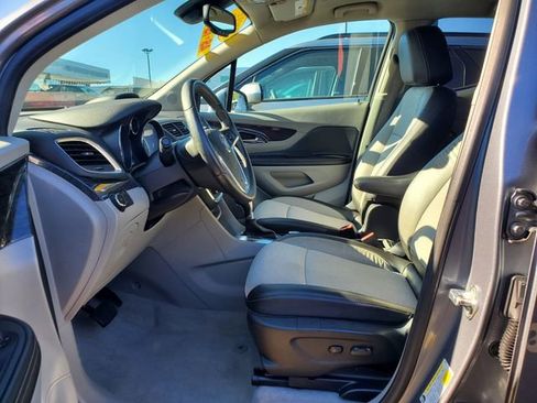 Used 2015 Buick Encore Convenience FWD image 19