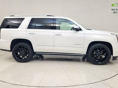 Used 2019 GMC Yukon Denali w/ Denali Ultimate Package AWD/4WD image 28