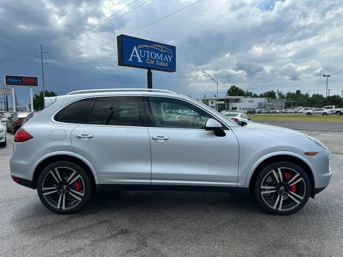 Used 2014 Porsche Cayenne Turbo S AWD/4WD image 34