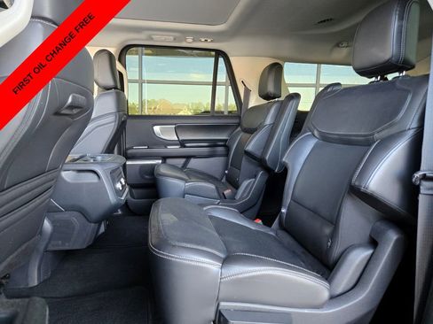 Used 2025 Ford Expedition Max Platinum AWD/4WD image 12