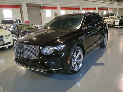 Used 2023 Bentley Bentayga AWD/4WD image 1