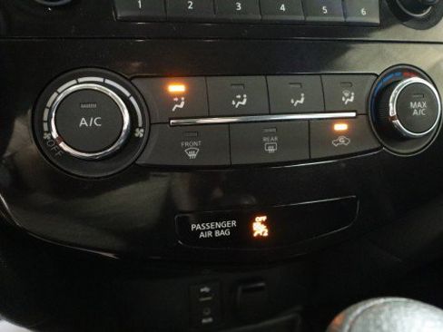 Used 2015 Nissan Rogue S AWD/4WD image 14