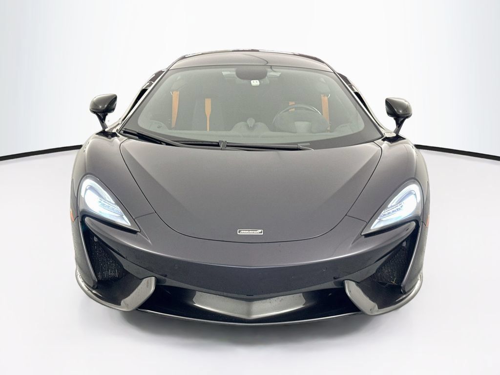 Used 2019 McLaren 570S Coupe RWD image 2