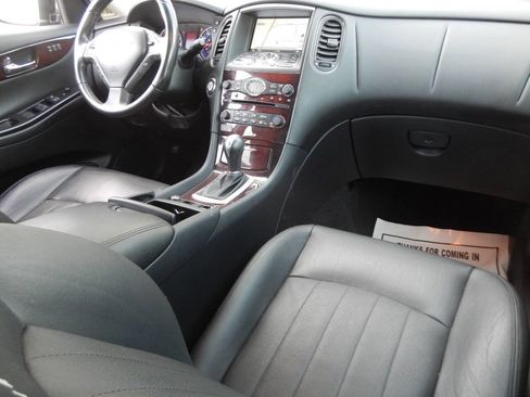 Used 2010 INFINITI EX35 Journey image 34