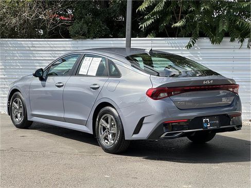 Used 2022 Kia K5 LXS FWD image 3