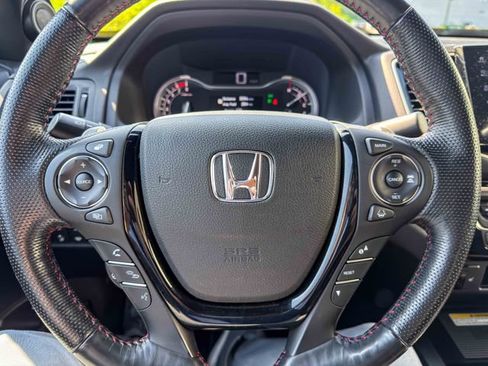 Used 2022 Honda Ridgeline Black Edition image 21