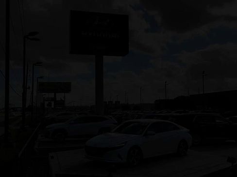 Used 2023 Hyundai Elantra SEL w/ Convenience Package image 42