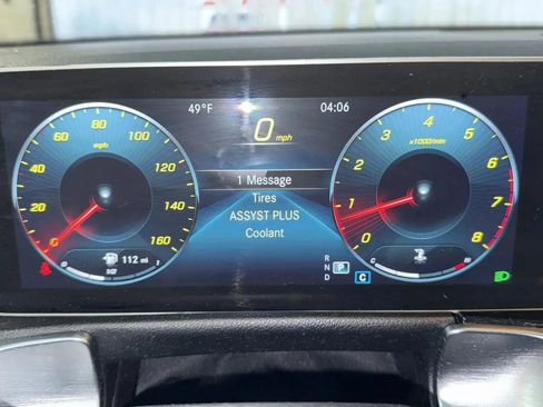 Used 2021 Mercedes-Benz GLB 250 4MATIC image 16