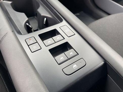 New 2025 Hyundai Ioniq 6 SE image 28