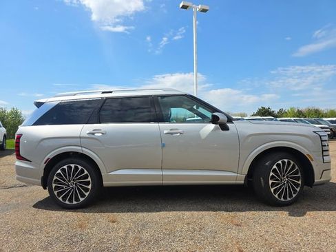 New 2026 Hyundai Palisade Calligraphy AWD/4WD image 17