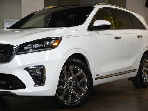 Used 2019 Kia Sorento SX image 54