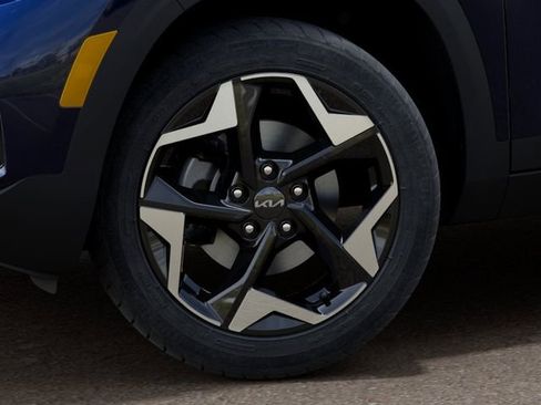 New 2026 Kia Seltos EX FWD image 9