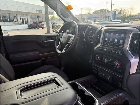 Used 2021 Chevrolet Silverado 1500 RST image 15