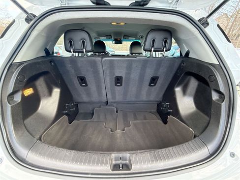 Used 2022 Chevrolet Bolt LT w/ Infotainment Package image 19