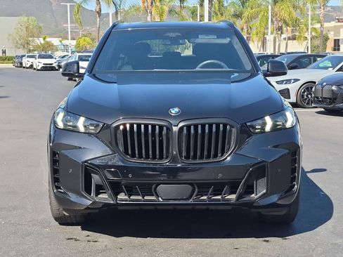 Used 2024 BMW X5 xDrive40i w/ M Sport Package AWD/4WD image 3