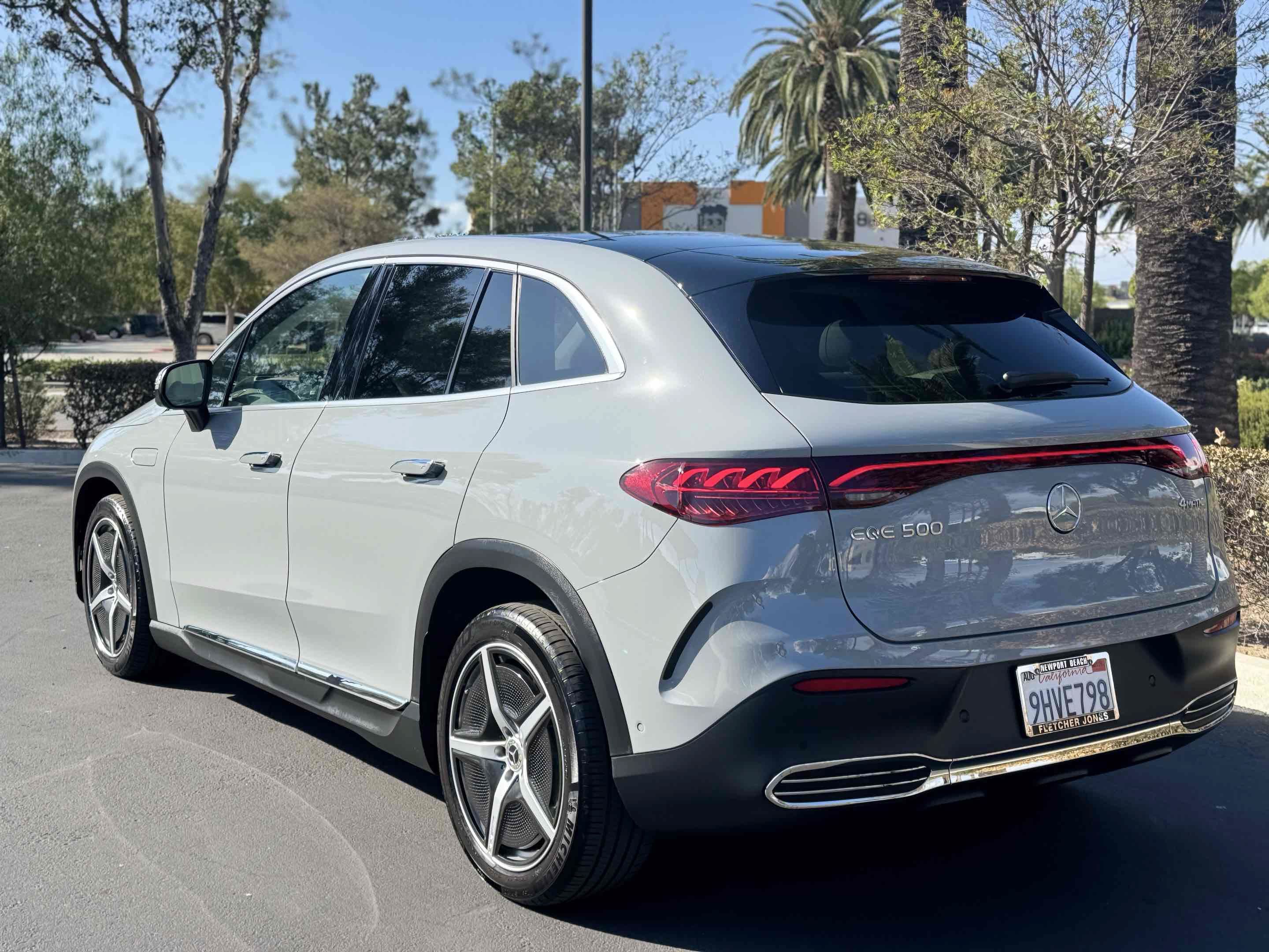Used 2023 Mercedes-Benz EQE 500 4MATIC SUV image 2