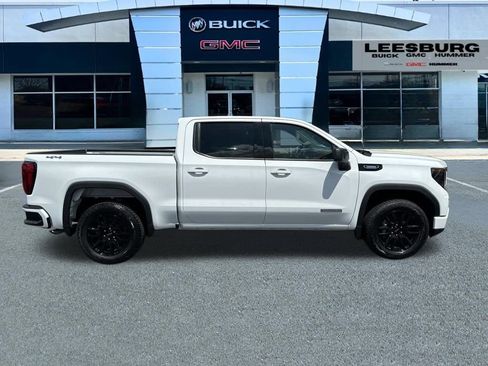 New 2025 GMC Sierra 1500 Elevation image 8