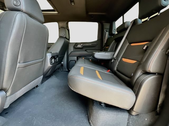 New 2026 GMC Sierra 1500 AT4 w/ AT4 Premium Package AWD/4WD image 17