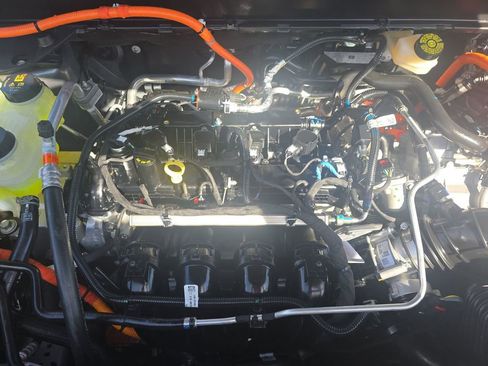 Used 2025 Ford Maverick XL w/ Equipment Group 101A image 15