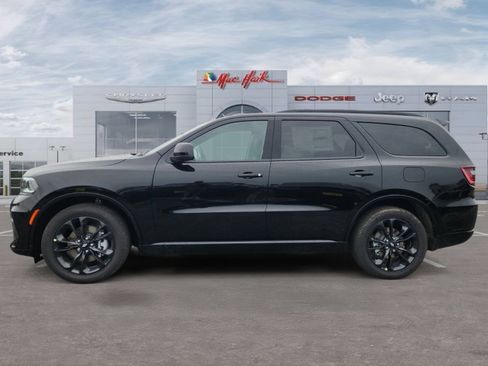 New 2026 Dodge Durango GT w/ Blacktop Package RWD image 2