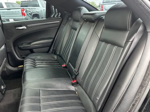 Used 2014 Chrysler 300 S AWD/4WD image 34