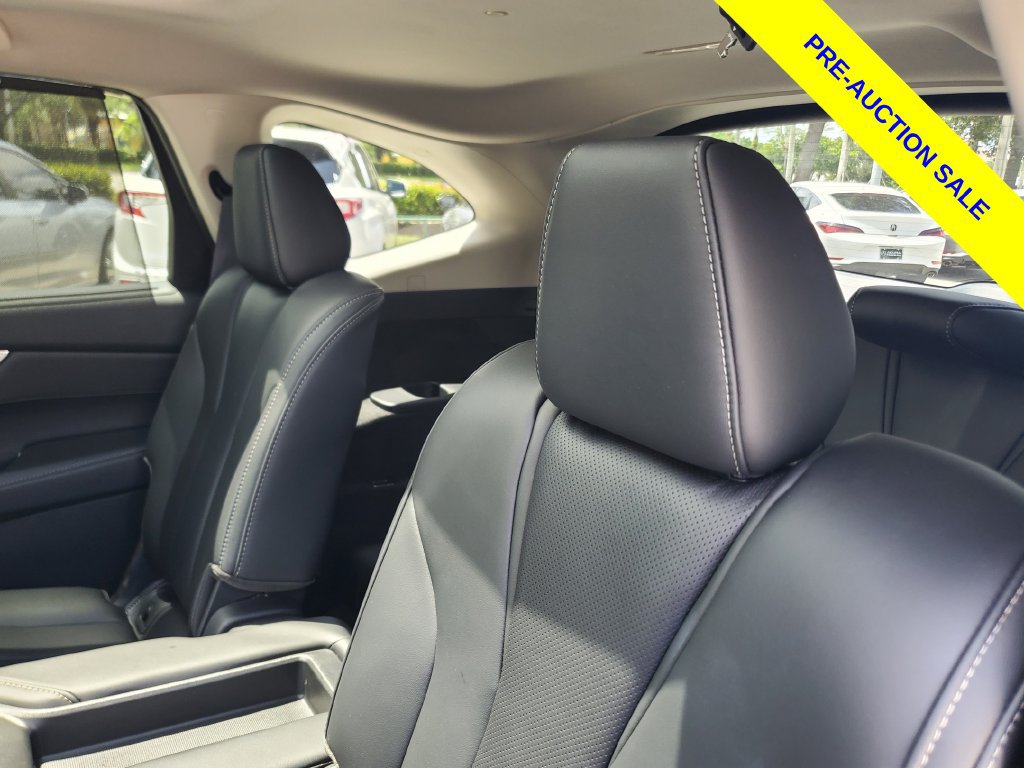 Used 2024 Acura MDX w/ Technology Package FWD image 13