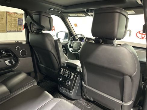 Used 2018 Land Rover Range Rover Supercharged AWD/4WD image 16