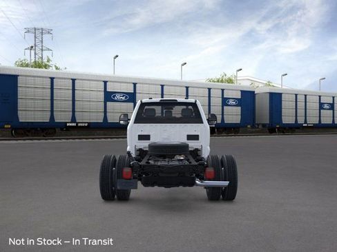 New 2026 Ford F450 4x4 Regular Cab Super Duty image 5