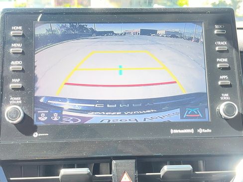 Used 2022 Toyota Camry XLE w/ Carpet Mat Package (TMS) AWD/4WD image 21