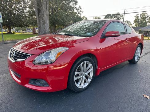 Used 2012 Nissan Altima 3.5 SR FWD image 2