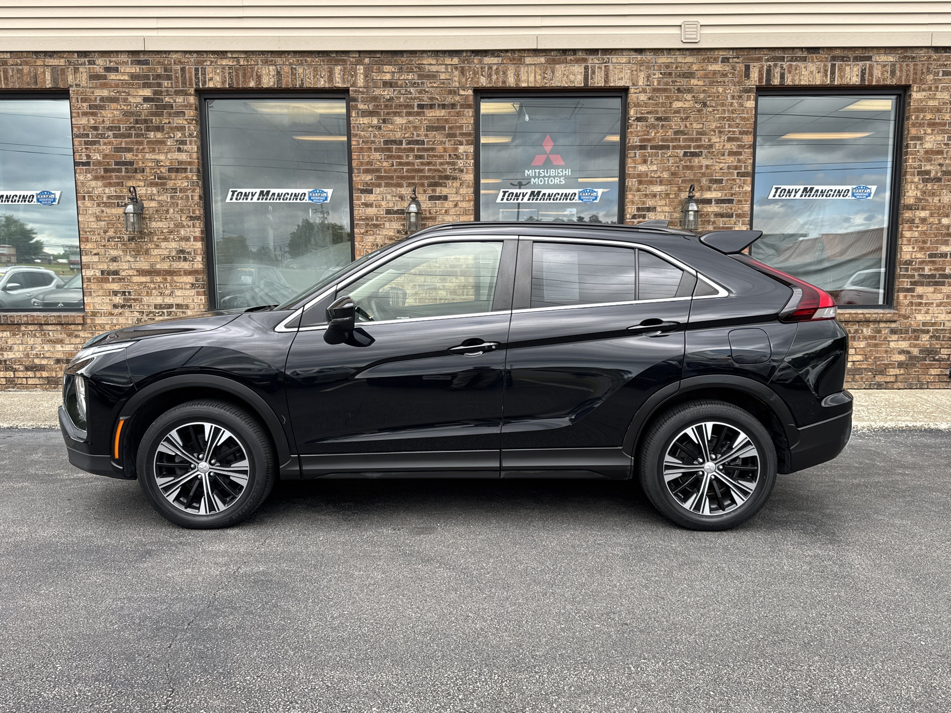 Used 2022 Mitsubishi Eclipse Cross SE AWD/4WD image 2