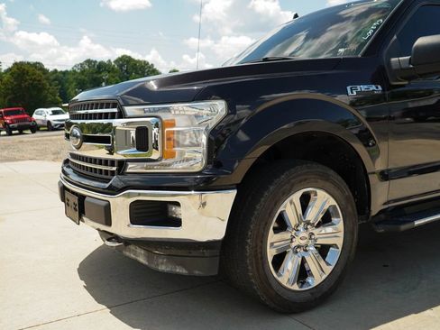 Used 2019 Ford F150 XLT w/ Equipment Group 302A Luxury AWD/4WD image 17
