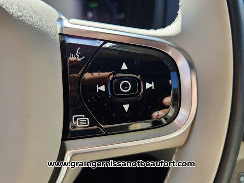 Used 2024 Volvo XC90 T8 Plus w/ Protection Package Premier image 13