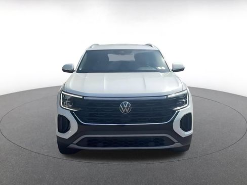 Used 2026 Volkswagen Atlas Cross Sport SE AWD/4WD image 4