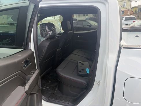 New 2026 Chevrolet Colorado Z71 w/ Technology Package AWD/4WD image 12