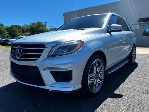 Used 2012 Mercedes-Benz ML 63 AMG 4MATIC image 1
