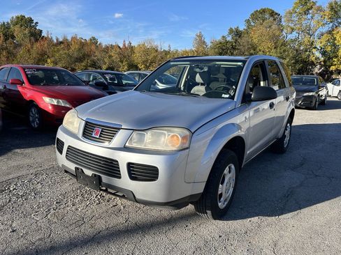 Used 2006 Saturn Vue 2WD image 2