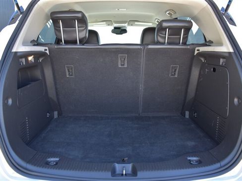 Used 2020 Buick Encore Essence FWD image 29