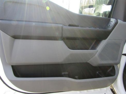 Used 2023 Ford F250 XL w/ Snow Plow Prep Package image 9