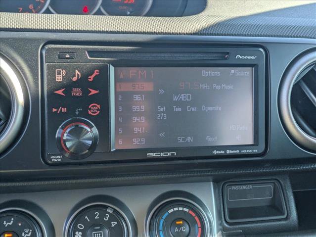 Used 2012 Scion xB FWD image 11